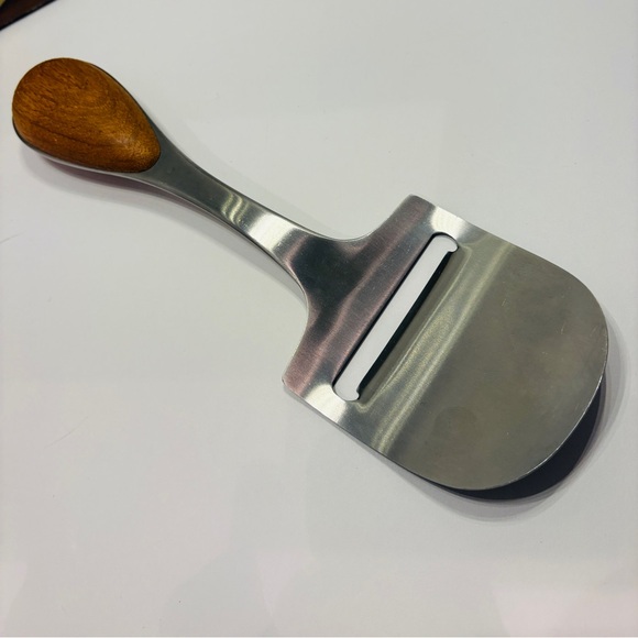 DANSK Teakwood CHEESE PLANE - Picture 3 of 12